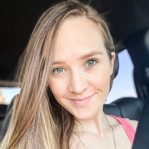 Meet your Posher, Aleisha